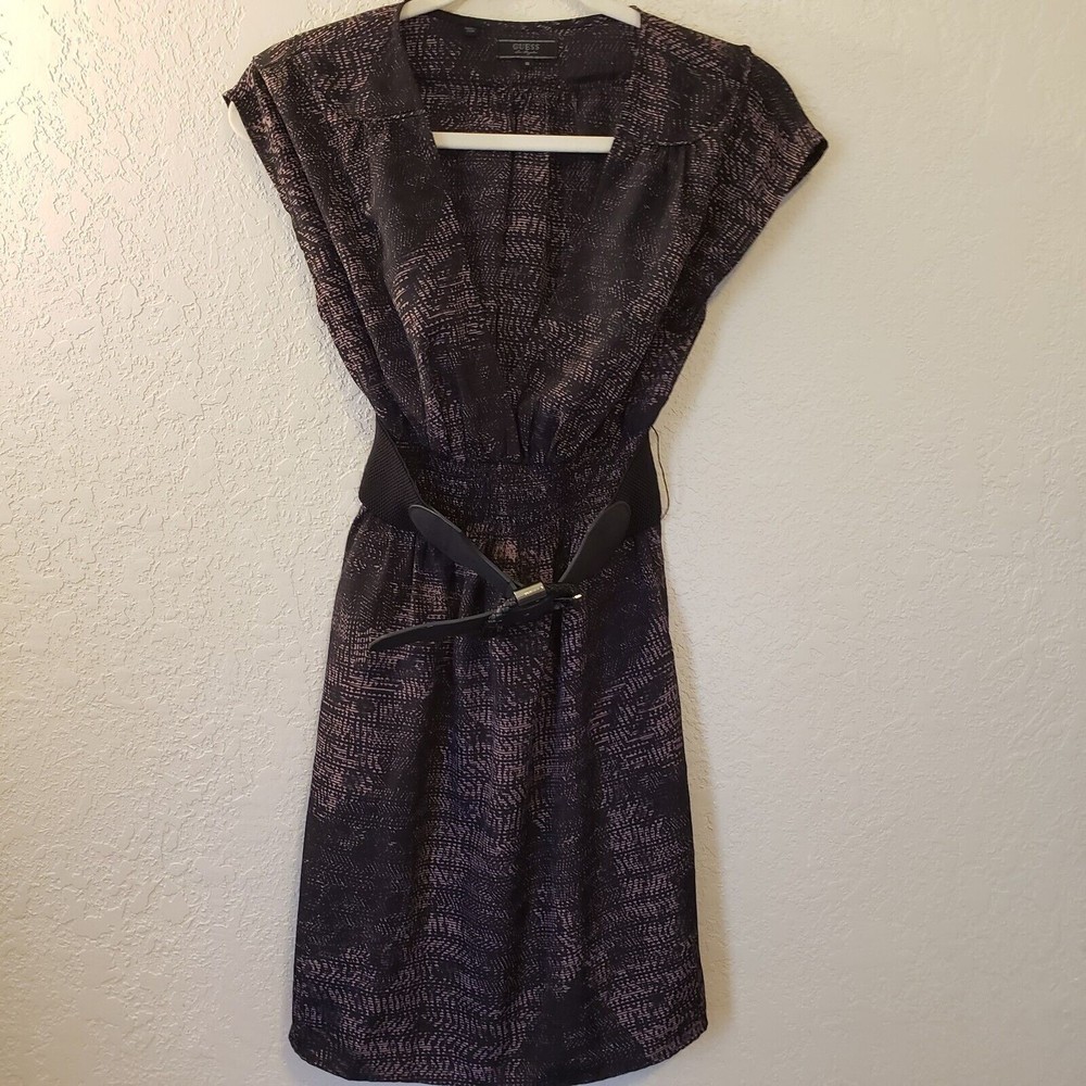 Guess Women's V-neck Dress Brown Black Abstract Elastic Belted Waist Sz Medium - Picture 1 of 8